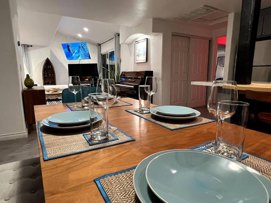 Stylish Mediterranean Villa, Pool, Jacuzzi, Hollywood & Malibu Bliss لوس أنجلوس المظهر الخارجي الصورة
